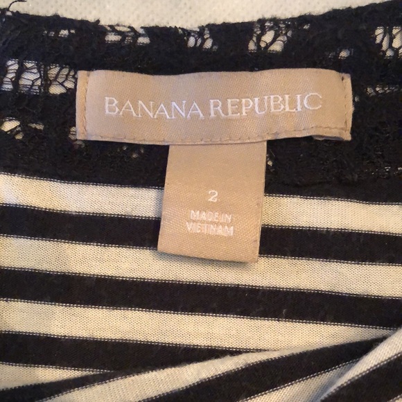 🍌Banana Republic chrochet overlay of striped top lace sleeves zipper back top - Picture 7 of 11